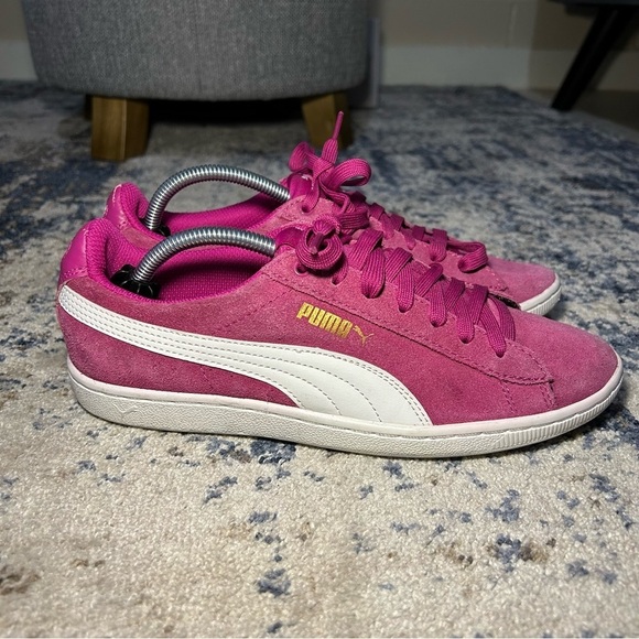 Puma Fuchsia Purple-White Suede Classic Sneakers Size 8 - Picture 2 of 11